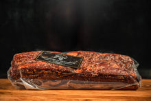 Lade das Bild in den Galerie-Viewer, Ganze Stücke vom Schwarzwälder Schinken, ca. 2-2,5 kg